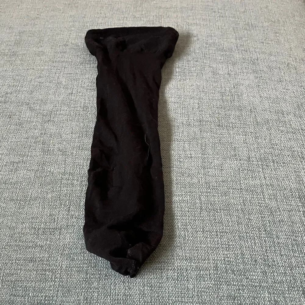 Single Knee High Nylon